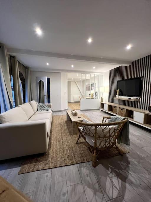 Superbe Duplex En Hyper Centre Apartment Saint-Etienne  Luaran gambar